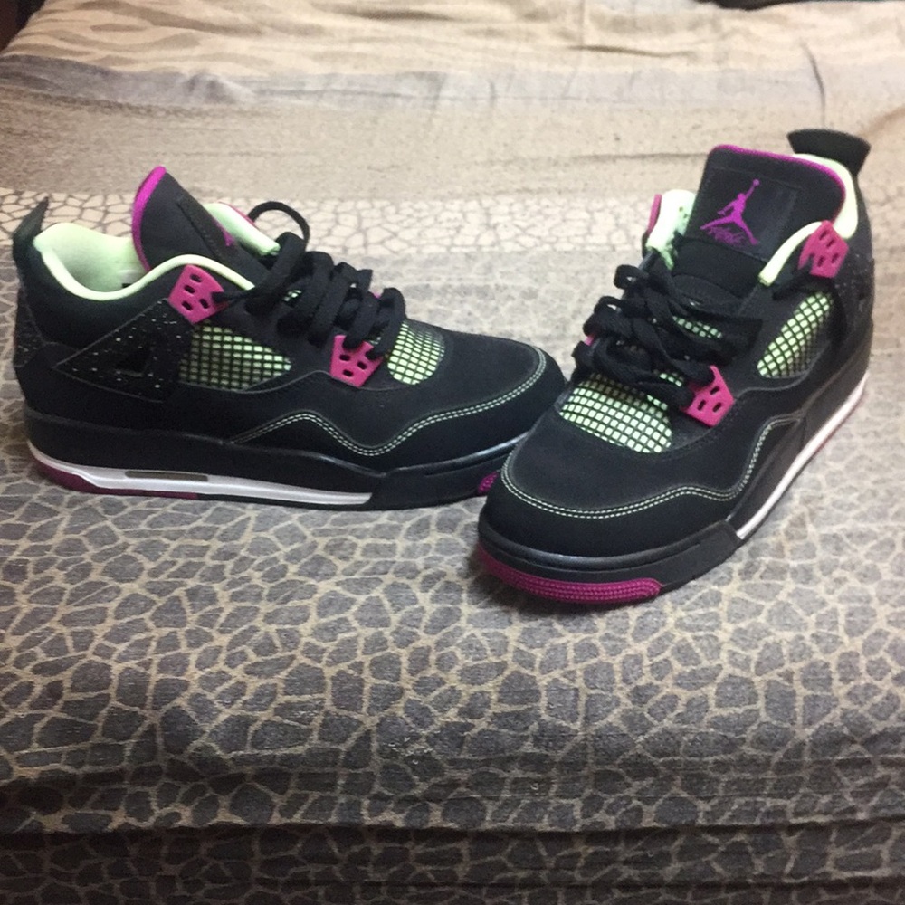 Put Some J’s On Ur Feet!